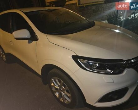 Белый Рено Kadjar, объемом двигателя 1.46 л и пробегом 145 тыс. км за 19300 $, фото 3 на Automoto.ua
