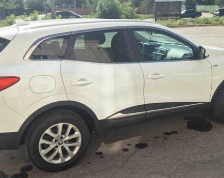 Белый Рено Kadjar, объемом двигателя 1.5 л и пробегом 181 тыс. км за 17700 $, фото 4 на Automoto.ua