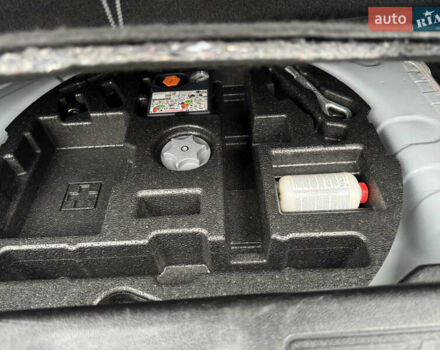 Белый Рено Kadjar, объемом двигателя 1.46 л и пробегом 93 тыс. км за 19600 $, фото 42 на Automoto.ua