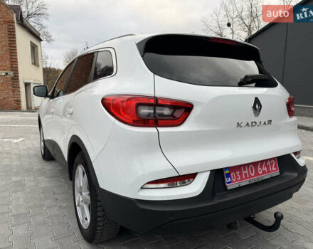 Белый Рено Kadjar, объемом двигателя 1.46 л и пробегом 93 тыс. км за 19600 $, фото 16 на Automoto.ua