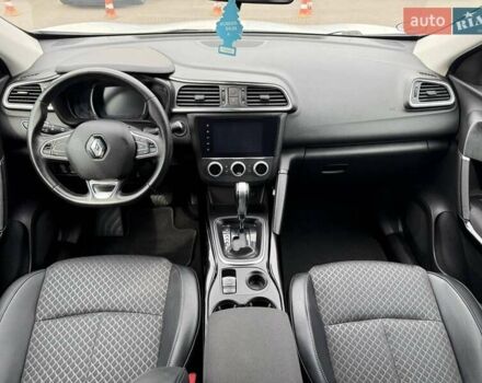Белый Рено Kadjar, объемом двигателя 1.5 л и пробегом 116 тыс. км за 18300 $, фото 38 на Automoto.ua