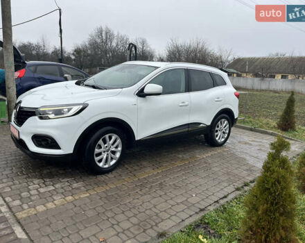 Білий Рено Kadjar, об'ємом двигуна 1.5 л та пробігом 180 тис. км за 17500 $, фото 1 на Automoto.ua