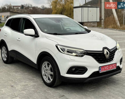 Белый Рено Kadjar, объемом двигателя 1.46 л и пробегом 93 тыс. км за 19600 $, фото 7 на Automoto.ua