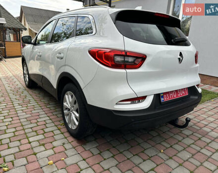 Белый Рено Kadjar, объемом двигателя 1.5 л и пробегом 217 тыс. км за 17845 $, фото 8 на Automoto.ua