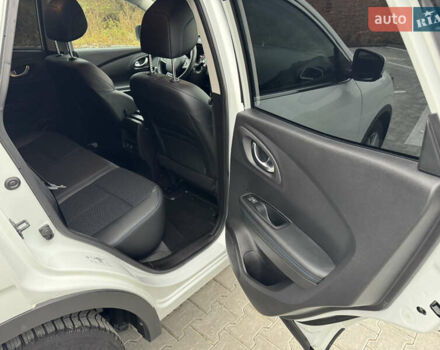 Белый Рено Kadjar, объемом двигателя 1.46 л и пробегом 93 тыс. км за 19600 $, фото 34 на Automoto.ua