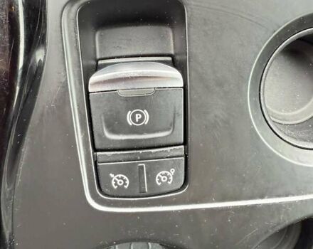 Белый Рено Kadjar, объемом двигателя 1.5 л и пробегом 116 тыс. км за 18300 $, фото 40 на Automoto.ua