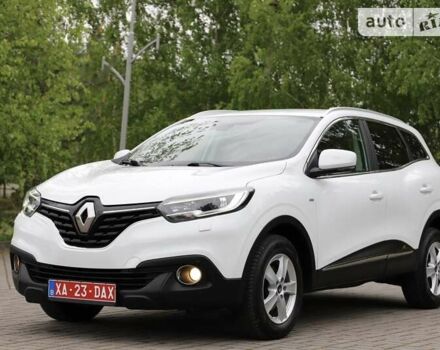 Белый Рено Kadjar, объемом двигателя 1.5 л и пробегом 152 тыс. км за 17800 $, фото 25 на Automoto.ua