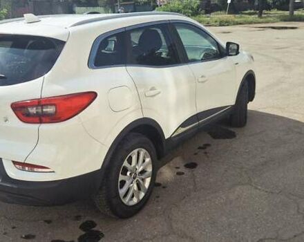 Белый Рено Kadjar, объемом двигателя 1.46 л и пробегом 181 тыс. км за 18000 $, фото 4 на Automoto.ua