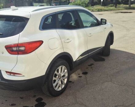 Белый Рено Kadjar, объемом двигателя 1.5 л и пробегом 181 тыс. км за 17500 $, фото 3 на Automoto.ua