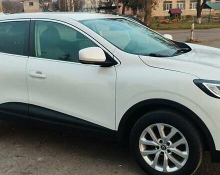 Белый Рено Kadjar, объемом двигателя 1.5 л и пробегом 103 тыс. км за 18800 $, фото 1 на Automoto.ua