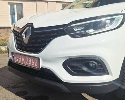 Белый Рено Kadjar, объемом двигателя 1.46 л и пробегом 181 тыс. км за 18000 $, фото 10 на Automoto.ua