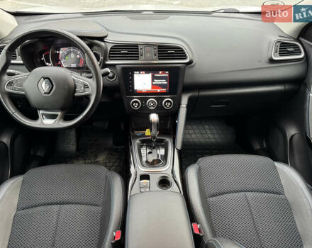 Белый Рено Kadjar, объемом двигателя 1.46 л и пробегом 93 тыс. км за 19600 $, фото 32 на Automoto.ua