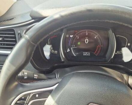 Белый Рено Kadjar, объемом двигателя 1.46 л и пробегом 181 тыс. км за 18000 $, фото 11 на Automoto.ua