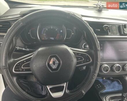 Белый Рено Kadjar, объемом двигателя 1.46 л и пробегом 132 тыс. км за 19200 $, фото 15 на Automoto.ua
