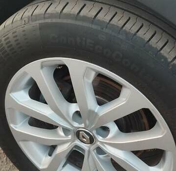 Белый Рено Kadjar, объемом двигателя 1.5 л и пробегом 103 тыс. км за 18800 $, фото 14 на Automoto.ua