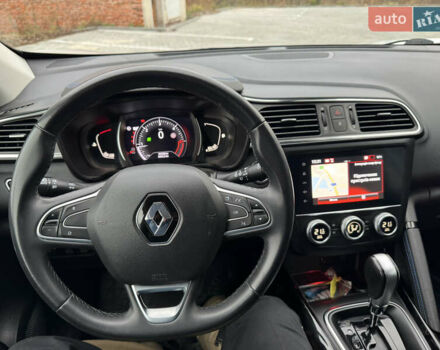 Белый Рено Kadjar, объемом двигателя 1.46 л и пробегом 93 тыс. км за 19600 $, фото 43 на Automoto.ua