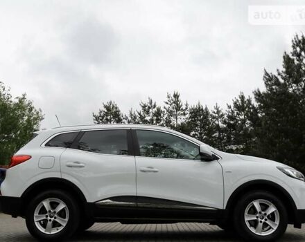 Білий Рено Kadjar, об'ємом двигуна 1.5 л та пробігом 152 тис. км за 17800 $, фото 19 на Automoto.ua