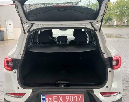Белый Рено Kadjar, объемом двигателя 1.5 л и пробегом 120 тыс. км за 18799 $, фото 65 на Automoto.ua