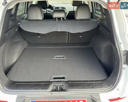 Білий Рено Kadjar, об'ємом двигуна 1.46 л та пробігом 190 тис. км за 18700 $, фото 44 на Automoto.ua