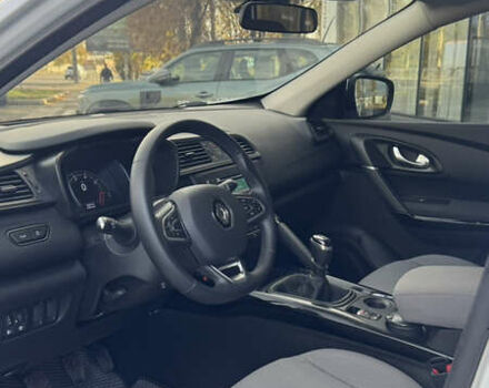 Белый Рено Kadjar, объемом двигателя 1.2 л и пробегом 51 тыс. км за 15700 $, фото 6 на Automoto.ua