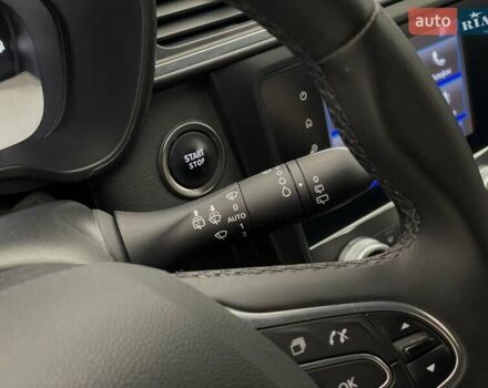 Білий Рено Kadjar, об'ємом двигуна 1.2 л та пробігом 85 тис. км за 17241 $, фото 11 на Automoto.ua