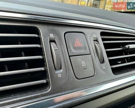 Белый Рено Kadjar, объемом двигателя 1.46 л и пробегом 50 тыс. км за 22300 $, фото 52 на Automoto.ua