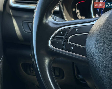 Белый Рено Kadjar, объемом двигателя 1.46 л и пробегом 103 тыс. км за 20900 $, фото 18 на Automoto.ua
