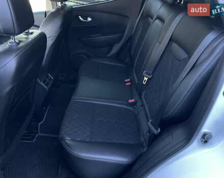 Белый Рено Kadjar, объемом двигателя 1.46 л и пробегом 103 тыс. км за 20900 $, фото 10 на Automoto.ua