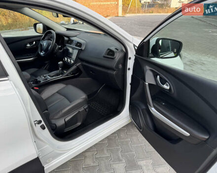 Білий Рено Kadjar, об'ємом двигуна 1.46 л та пробігом 190 тис. км за 18700 $, фото 30 на Automoto.ua