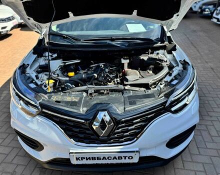 Белый Рено Kadjar, объемом двигателя 1.2 л и пробегом 25 тыс. км за 15400 $, фото 2 на Automoto.ua
