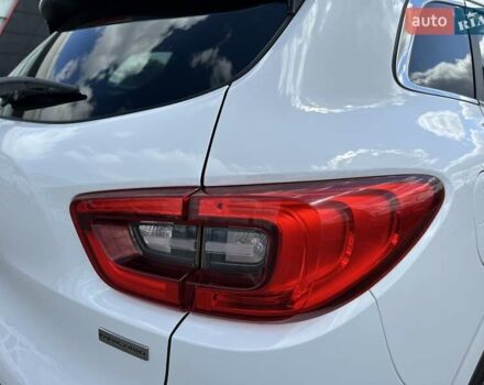 Белый Рено Kadjar, объемом двигателя 1.6 л и пробегом 110 тыс. км за 19900 $, фото 11 на Automoto.ua