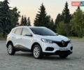 Белый Рено Kadjar, объемом двигателя 1.5 л и пробегом 212 тыс. км за 17300 $, фото 4 на Automoto.ua