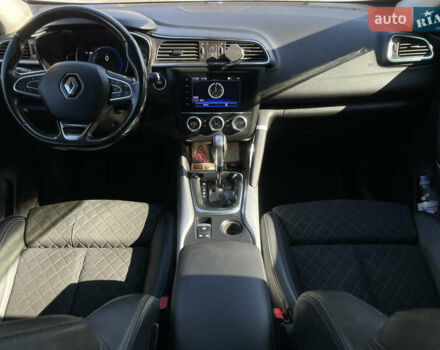 Белый Рено Kadjar, объемом двигателя 1.46 л и пробегом 103 тыс. км за 20900 $, фото 11 на Automoto.ua