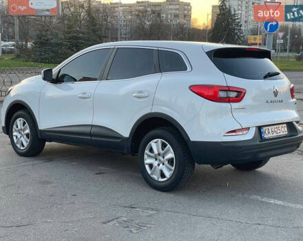 Белый Рено Kadjar, объемом двигателя 1.2 л и пробегом 65 тыс. км за 17300 $, фото 6 на Automoto.ua