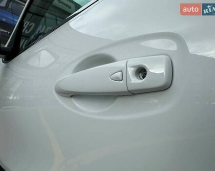 Белый Рено Kadjar, объемом двигателя 1.46 л и пробегом 50 тыс. км за 22300 $, фото 23 на Automoto.ua