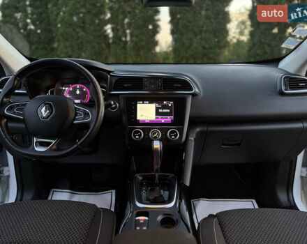 Белый Рено Kadjar, объемом двигателя 1.5 л и пробегом 212 тыс. км за 17300 $, фото 35 на Automoto.ua