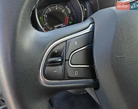 Белый Рено Kadjar, объемом двигателя 1.2 л и пробегом 101 тыс. км за 14999 $, фото 16 на Automoto.ua