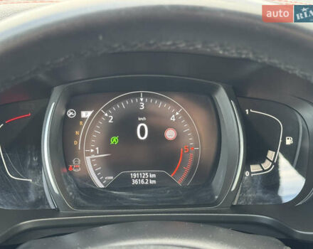 Білий Рено Kadjar, об'ємом двигуна 1.46 л та пробігом 190 тис. км за 18700 $, фото 47 на Automoto.ua