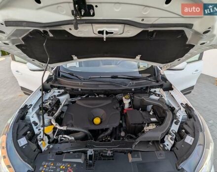 Белый Рено Kadjar, объемом двигателя 1.46 л и пробегом 50 тыс. км за 22900 $, фото 78 на Automoto.ua