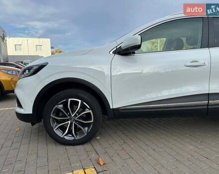 Белый Рено Kadjar, объемом двигателя 1.46 л и пробегом 50 тыс. км за 22300 $, фото 25 на Automoto.ua