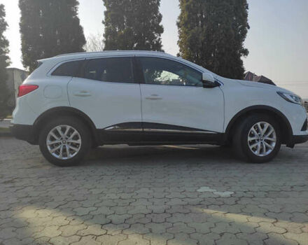 Белый Рено Kadjar, объемом двигателя 1.5 л и пробегом 135 тыс. км за 18700 $, фото 11 на Automoto.ua