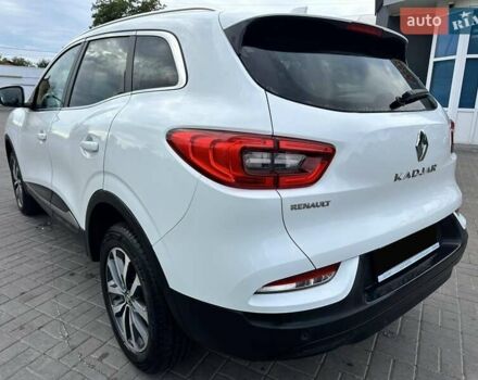 Белый Рено Kadjar, объемом двигателя 1.46 л и пробегом 208 тыс. км за 17500 $, фото 4 на Automoto.ua