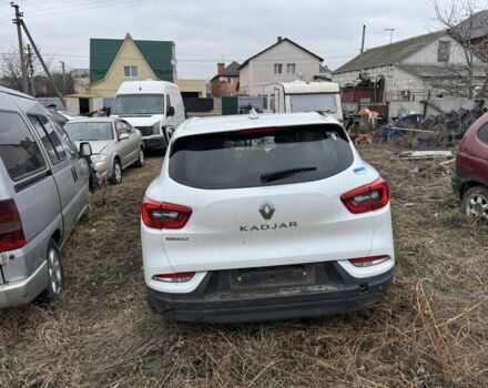Белый Рено Kadjar, объемом двигателя 1.5 л и пробегом 120 тыс. км за 5500 $, фото 2 на Automoto.ua