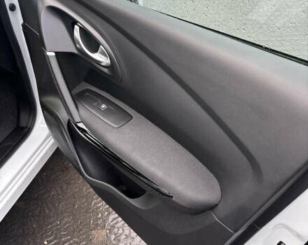 Білий Рено Kadjar, об'ємом двигуна 1.5 л та пробігом 196 тис. км за 17400 $, фото 25 на Automoto.ua