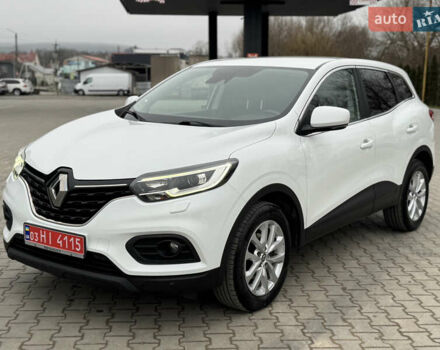 Білий Рено Kadjar, об'ємом двигуна 1.46 л та пробігом 191 тис. км за 18800 $, фото 5 на Automoto.ua