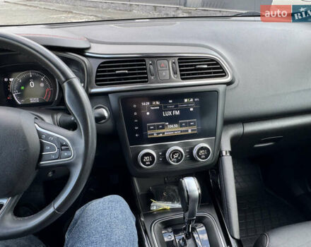 Білий Рено Kadjar, об'ємом двигуна 1.46 л та пробігом 190 тис. км за 18700 $, фото 48 на Automoto.ua