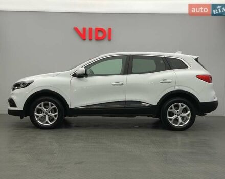 Білий Рено Kadjar, об'ємом двигуна 1.2 л та пробігом 85 тис. км за 17241 $, фото 2 на Automoto.ua