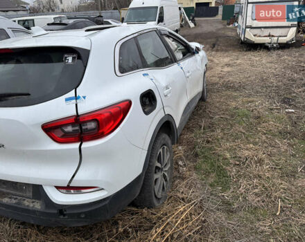 Белый Рено Kadjar, объемом двигателя 1.46 л и пробегом 120 тыс. км за 8750 $, фото 3 на Automoto.ua