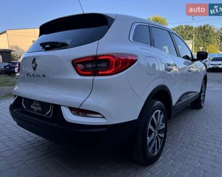 Белый Рено Kadjar, объемом двигателя 1.5 л и пробегом 88 тыс. км за 19999 $, фото 19 на Automoto.ua