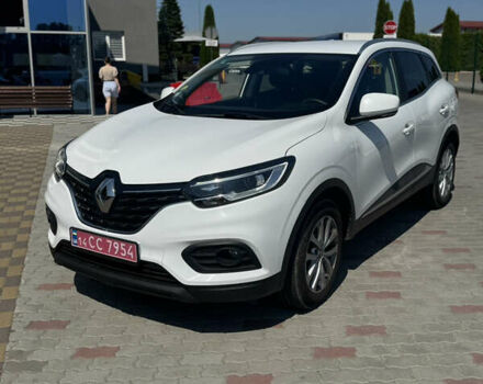 Белый Рено Kadjar, объемом двигателя 1.5 л и пробегом 131 тыс. км за 19400 $, фото 2 на Automoto.ua